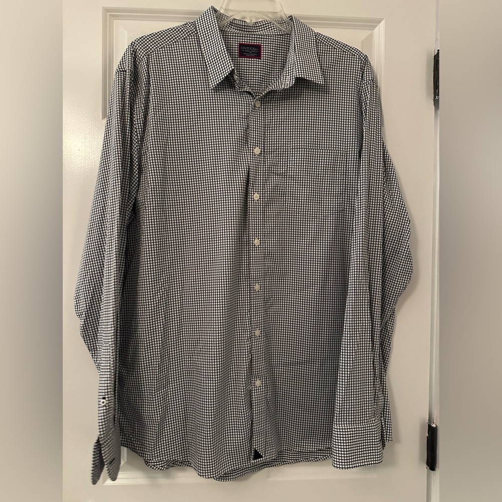 UNTUCKit Black and White Gingham Shirt